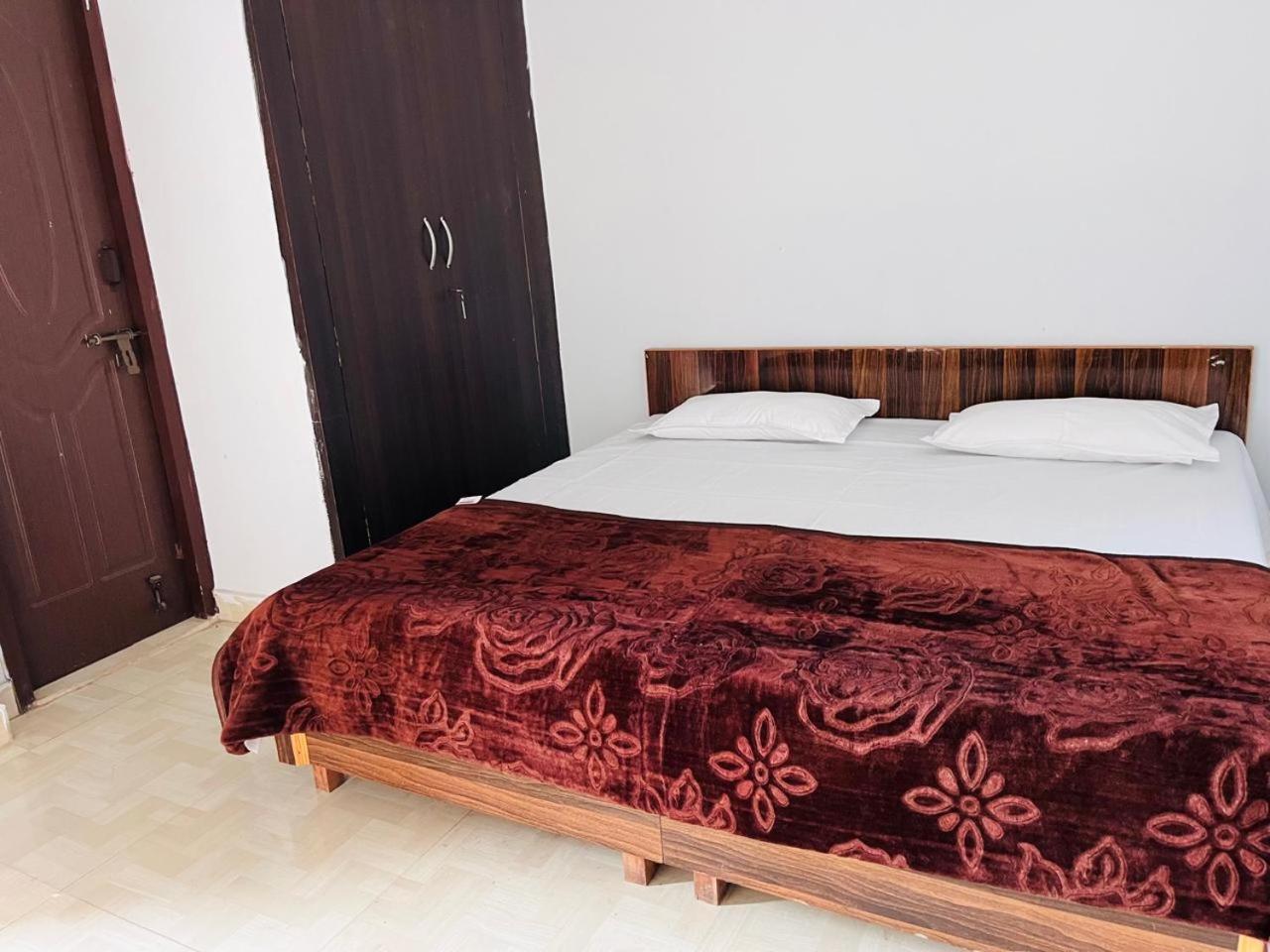 Hotel Kaushik Bhawan Rišikéš Exteriér fotografie